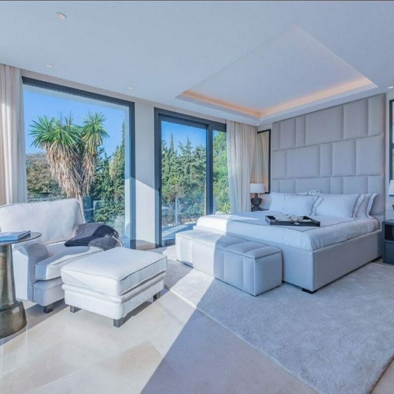 Modern villa with pool and rooftop terrace Golden Mile Marbella