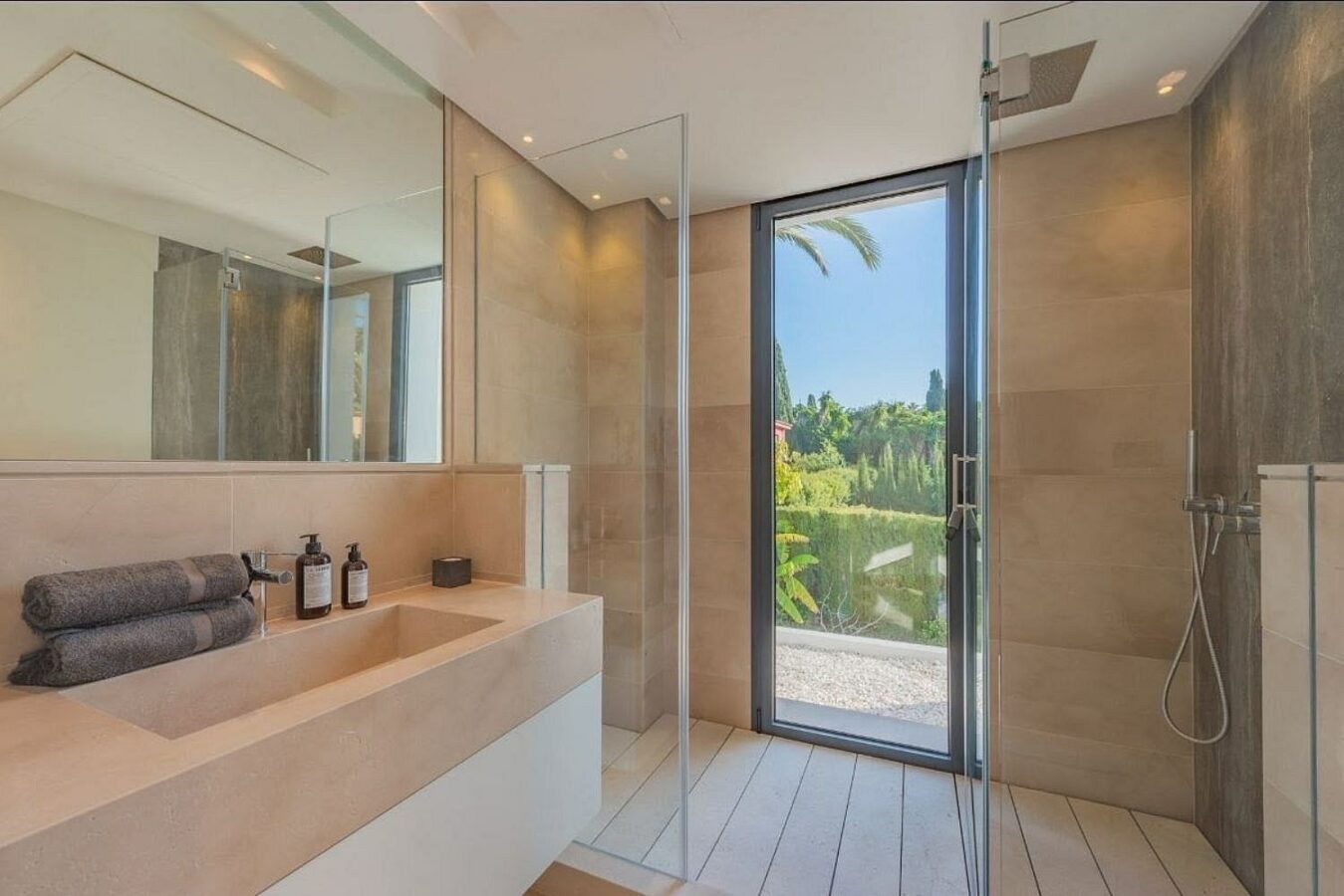 Modern villa with pool and rooftop terrace Golden Mile Marbella