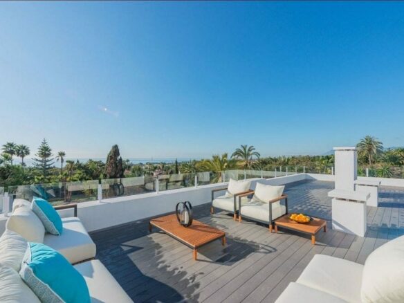 Modern villa with pool and rooftop terrace Golden Mile Marbella