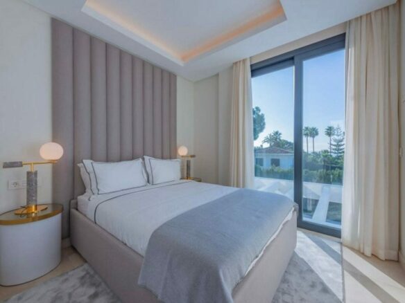 Modern villa with pool and rooftop terrace Golden Mile Marbella