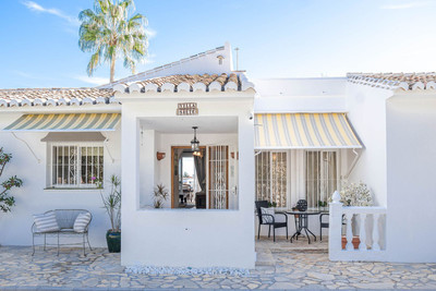 FOR SALE 🌟🏡 Detached Villa with Rooftop Sea Views🇪🇸 Jardines de Calahonda, Mijas Costa 🇪🇸