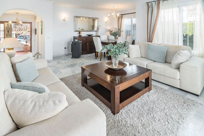 FOR SALE 🌟🏡 Detached Villa with Rooftop Sea Views🇪🇸 Jardines de Calahonda, Mijas Costa 🇪🇸