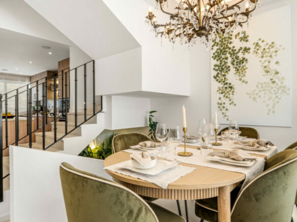 FOR SALE 🌟🏡 Refurbished Frontline Golf Townhouse with Rental Potential🇪🇸 Nueva Andalucía, Marbella 🇪🇸