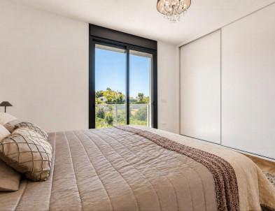 FOR SALE 🌟🏡 Renovated Family Villa in El Rosario🇪🇸 Marbella East, Costa del Sol 🇪🇸