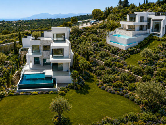 FOR SALE 🌟🏡 Contemporary Designer Villa in Elviria🇪🇸 Marbella East, Costa del Sol 🇪🇸