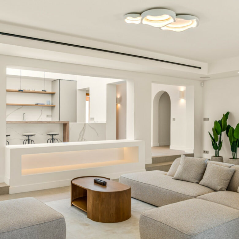 FOR SALE 🌟🏡 Single-Level Luxury Villa in El Rosario🇪🇸 Marbella East, Costa del Sol 🇪🇸