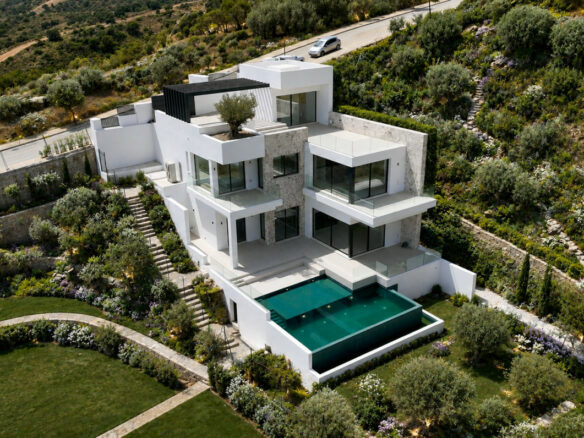 FOR SALE 🌟🏡 Contemporary Designer Villa in Elviria🇪🇸 Marbella East, Costa del Sol 🇪🇸