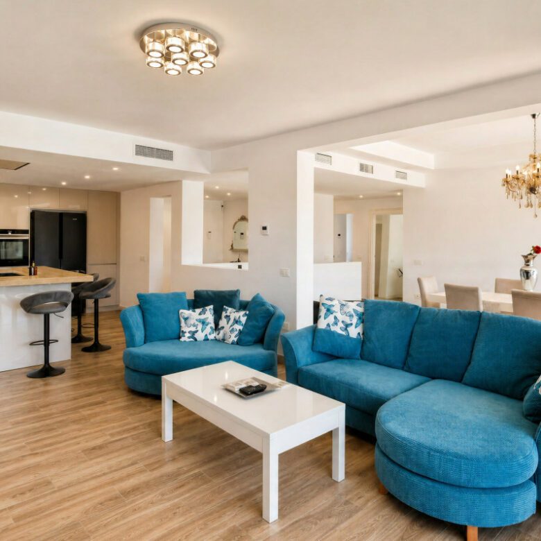 FOR SALE 🌟🏡 Renovated Family Villa in El Rosario🇪🇸 Marbella East, Costa del Sol 🇪🇸