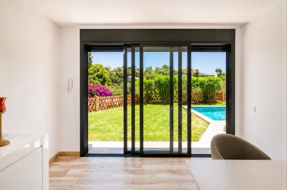 FOR SALE 🌟🏡 Renovated Family Villa in El Rosario🇪🇸 Marbella East, Costa del Sol 🇪🇸