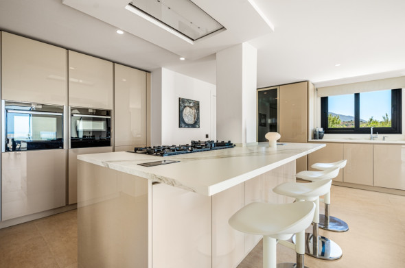 FOR SALE 🌟🏡 Panoramic View Villa in Nueva Andalucía🇪🇸 Marbella, Costa del Sol 🇪🇸