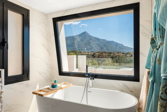 FOR SALE 🌟🏡 Panoramic View Villa in Nueva Andalucía🇪🇸 Marbella, Costa del Sol 🇪🇸