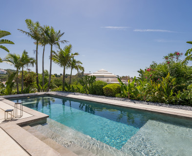 FOR SALE 🌟🏡 Fully Renovated Bellevue Villa with La Concha Views🇪🇸 Nueva Andalucia, Marbella 🇪🇸