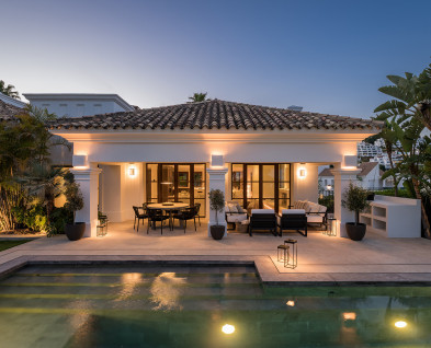 FOR SALE 🌟🏡 Fully Renovated Bellevue Villa with La Concha Views🇪🇸 Nueva Andalucia, Marbella 🇪🇸