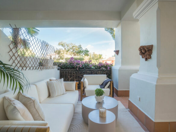FOR SALE 🌟🏢 Renovated Ground-Floor Apartment with Sea Views🇪🇸 Altos Reales, Sierra Blanca, Marbella 🇪🇸