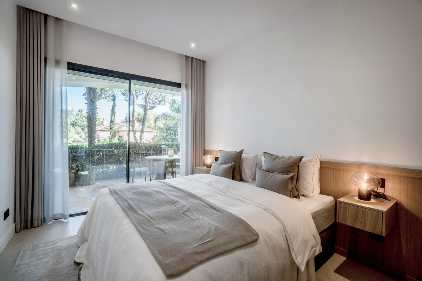 FOR SALE 🌟🏢 Renovated Ground-Floor Apartment with Sea Views🇪🇸 Altos Reales, Sierra Blanca, Marbella 🇪🇸