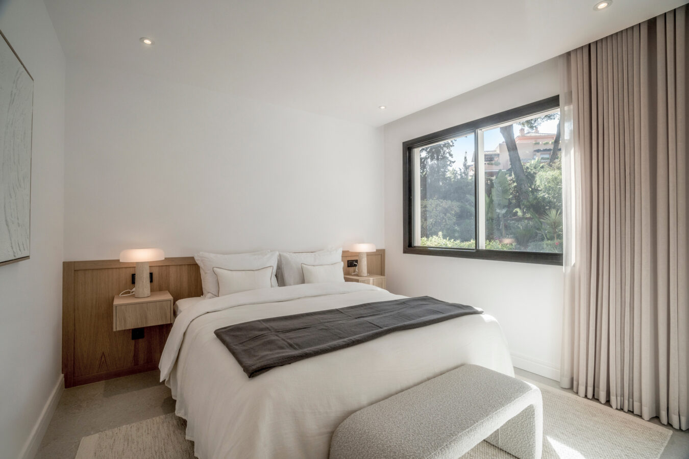 FOR SALE 🌟🏢 Renovated Ground-Floor Apartment with Sea Views🇪🇸 Altos Reales, Sierra Blanca, Marbella 🇪🇸
