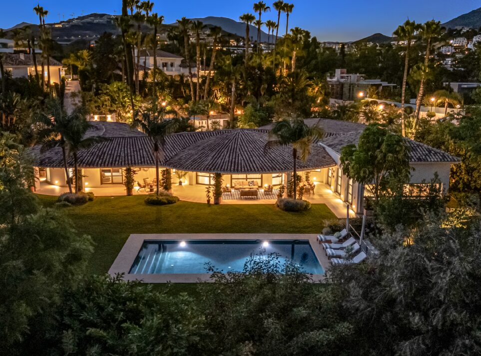 FOR SALE 🌟🏡 Single-Level Garden Villa in La Cerquilla🇪🇸 Nueva Andalucía, Marbella 🇪🇸