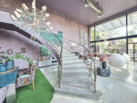 Private villa on a 1800 m2 plot in a quiet cul-de-sac Atalaya New Golden Mile