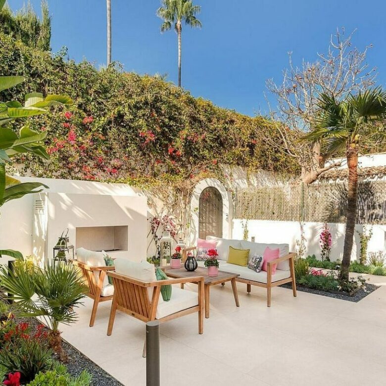 Renovated single level villa with pool Sierra Blanca Marbella