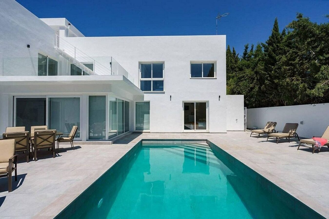 Renovated modern villa with pool in Las Brisas, Nueva Andalucia, Marbella