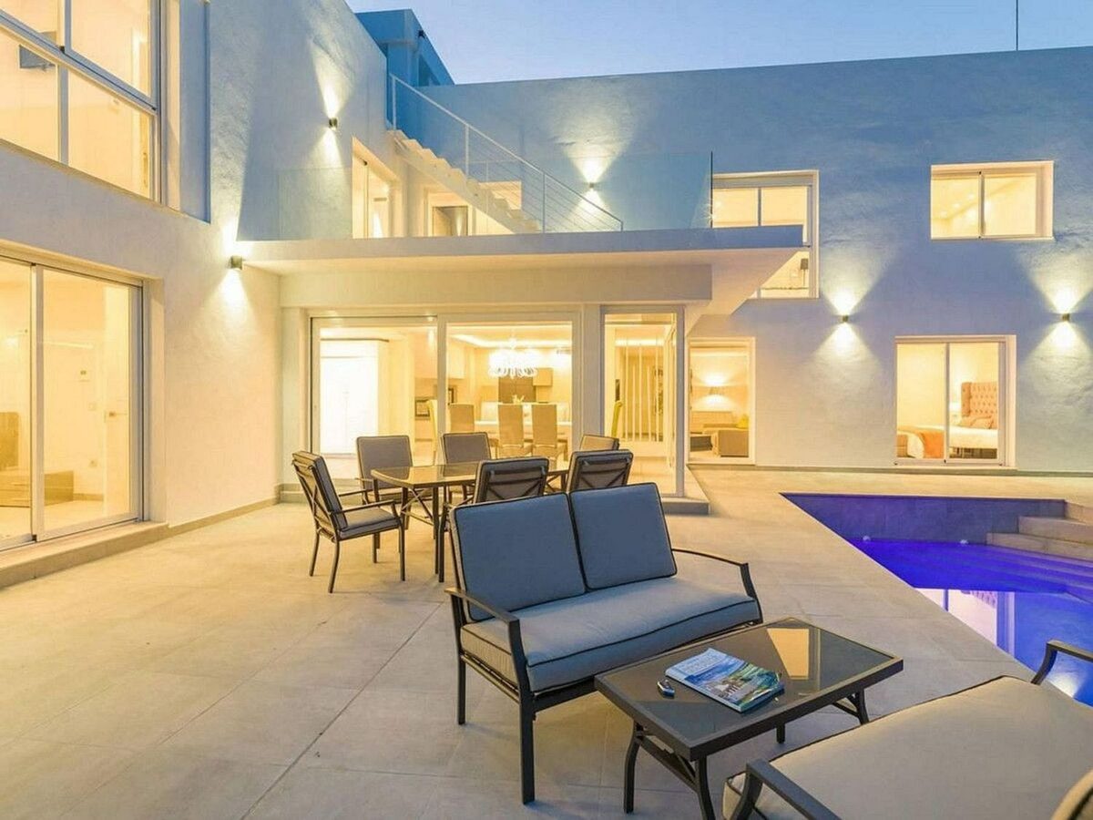 Renovated modern villa with pool in Las Brisas, Nueva Andalucia, Marbella