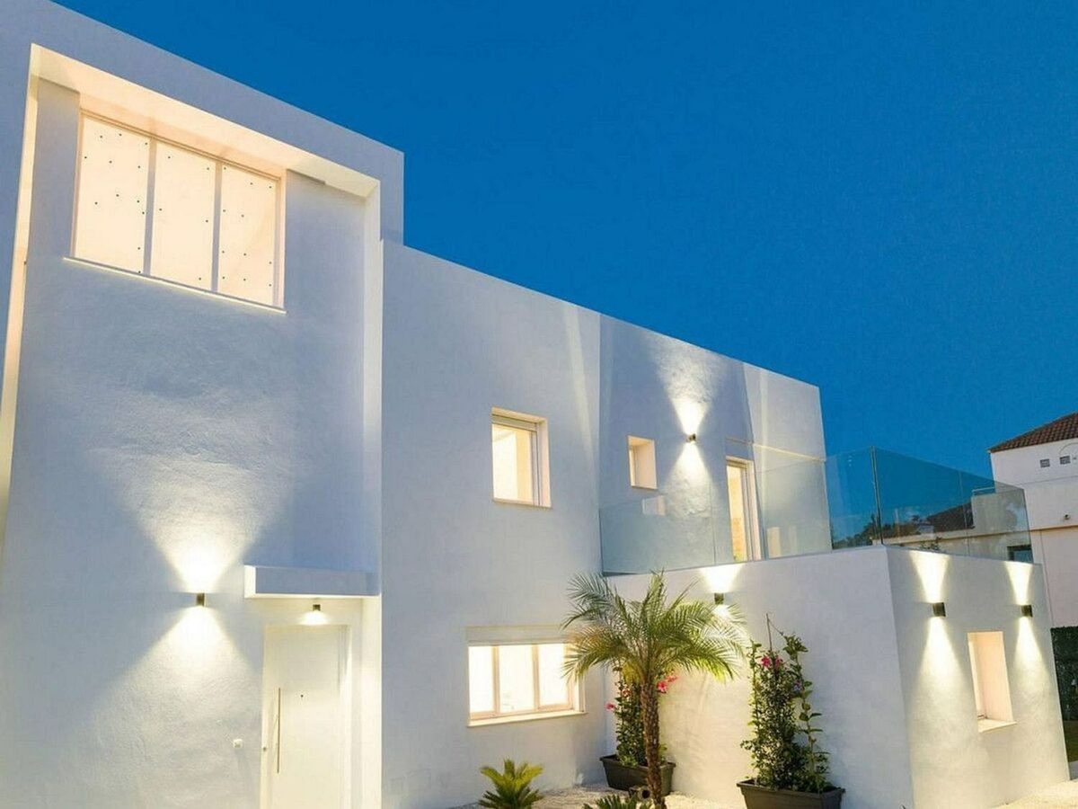Renovated modern villa with pool in Las Brisas, Nueva Andalucia, Marbella