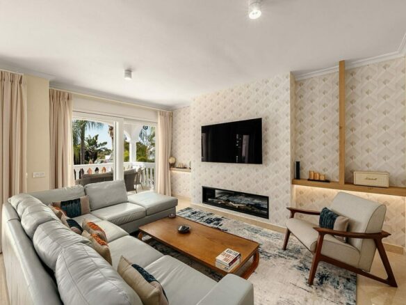 Renovated villa with sea views Nagueles Marbella
