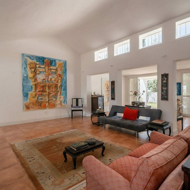 Renovation villa on a large plot La Fuente del Espanto Benahavis