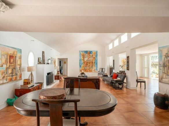 Renovation villa on a large plot La Fuente del Espanto Benahavis