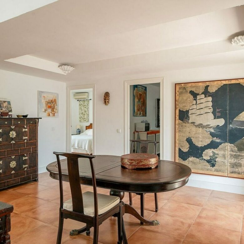 Renovation villa on a large plot La Fuente del Espanto Benahavis