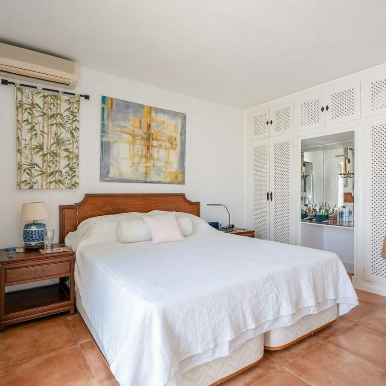 Renovation villa on a large plot La Fuente del Espanto Benahavis
