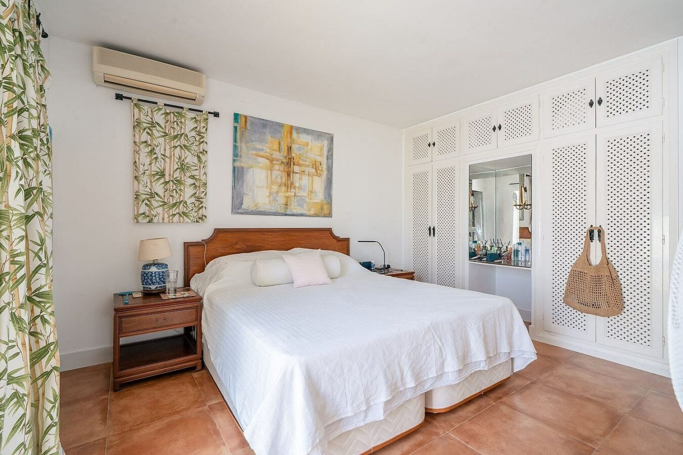 Renovation villa on a large plot La Fuente del Espanto Benahavis