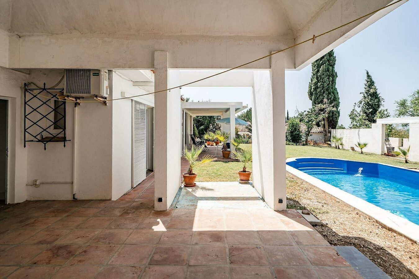 Renovation villa on a large plot La Fuente del Espanto Benahavis