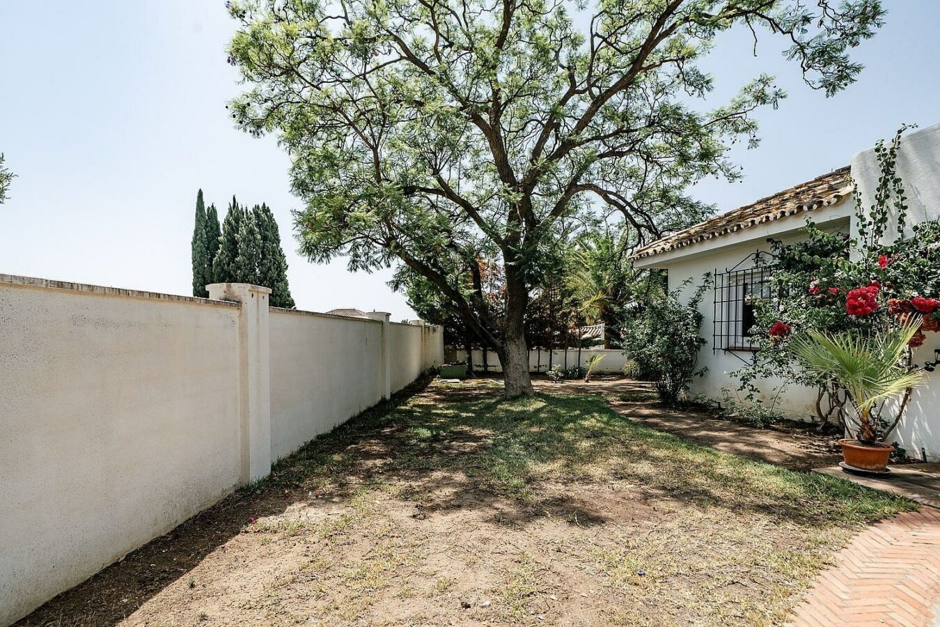 Renovation villa on a large plot La Fuente del Espanto Benahavis