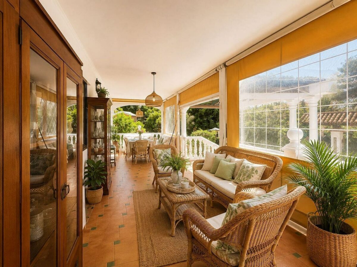 Rustic villa with pool and jacuzzi El Rosario Marbella East
