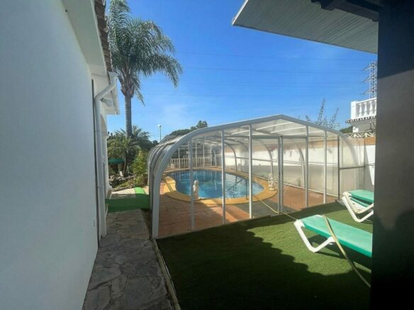 Rustic villa with pool and jacuzzi El Rosario Marbella East