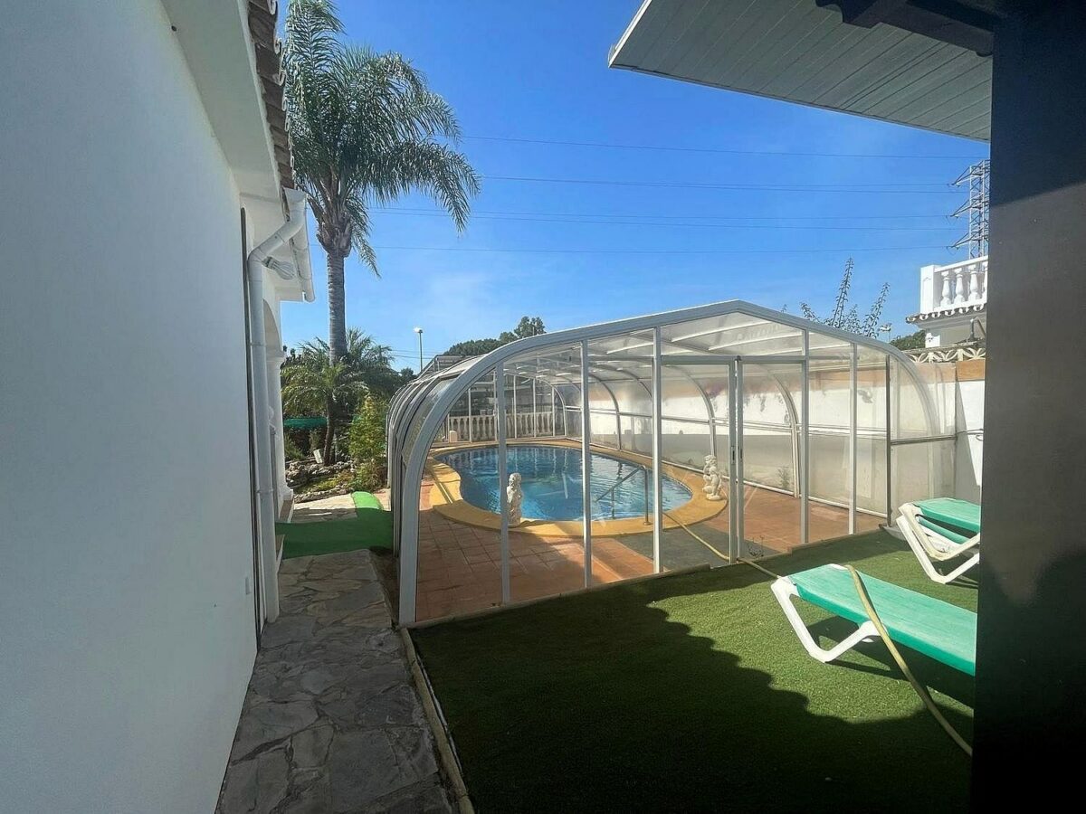 Rustic villa with pool and jacuzzi El Rosario Marbella East