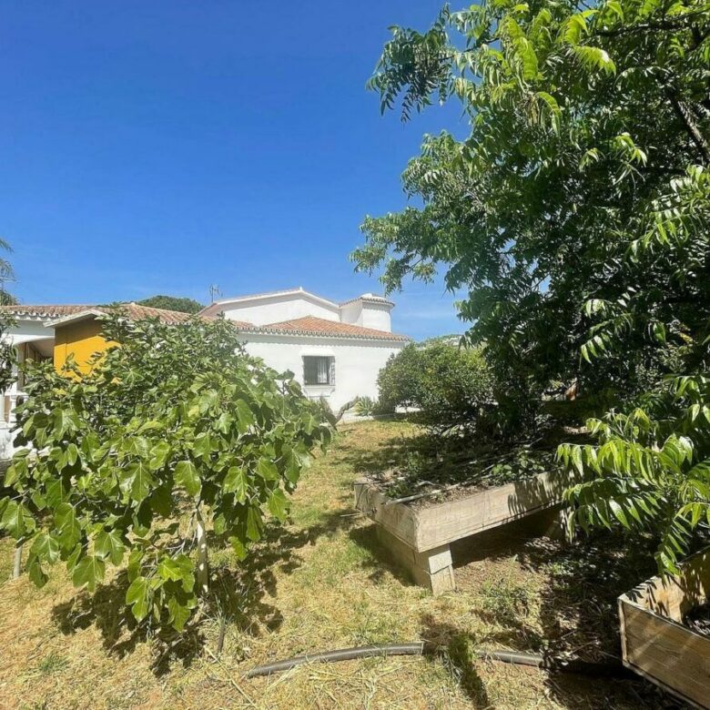 Rustic villa with pool and jacuzzi El Rosario Marbella East