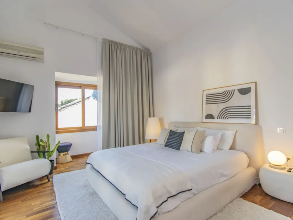 FOR SALE 🏡 Five-Bedroom Villa with Private Pool – Nagüeles, Golden Mile, Marbella