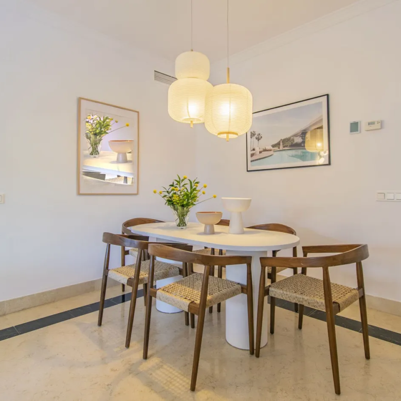 FOR SALE 🏡 Five-Bedroom Villa with Private Pool – Nagüeles, Golden Mile, Marbella