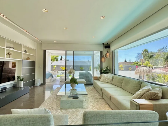 FOR SALE 🏡 New-Build Villa with Panoramic Roof Terrace – Nagüeles, Golden Mile, Marbella