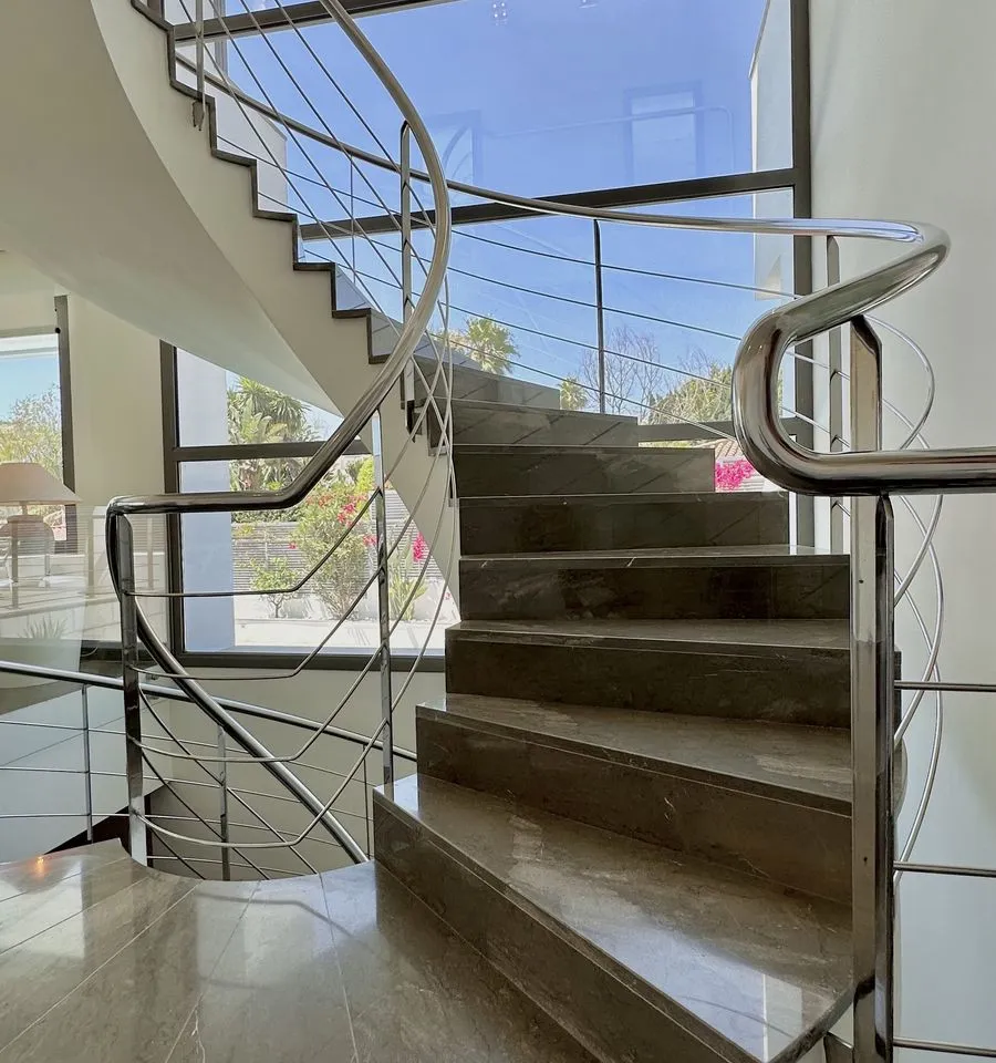 FOR SALE 🏡 New-Build Villa with Panoramic Roof Terrace – Nagüeles, Golden Mile, Marbella