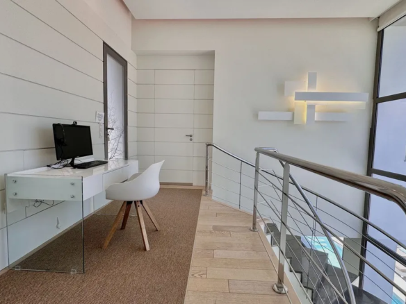 FOR SALE 🏡 New-Build Villa with Panoramic Roof Terrace – Nagüeles, Golden Mile, Marbella