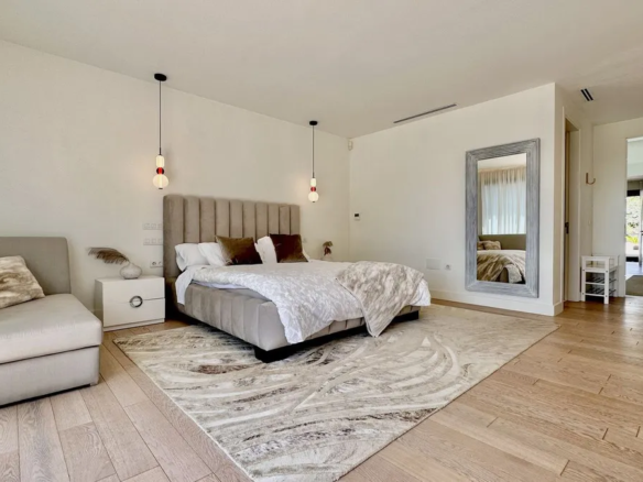 FOR SALE 🏡 New-Build Villa with Panoramic Roof Terrace – Nagüeles, Golden Mile, Marbella