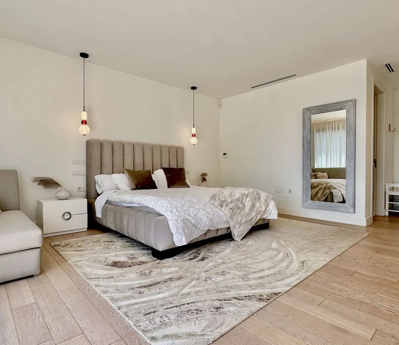 FOR SALE 🏡 New-Build Villa with Panoramic Roof Terrace – Nagüeles, Golden Mile, Marbella