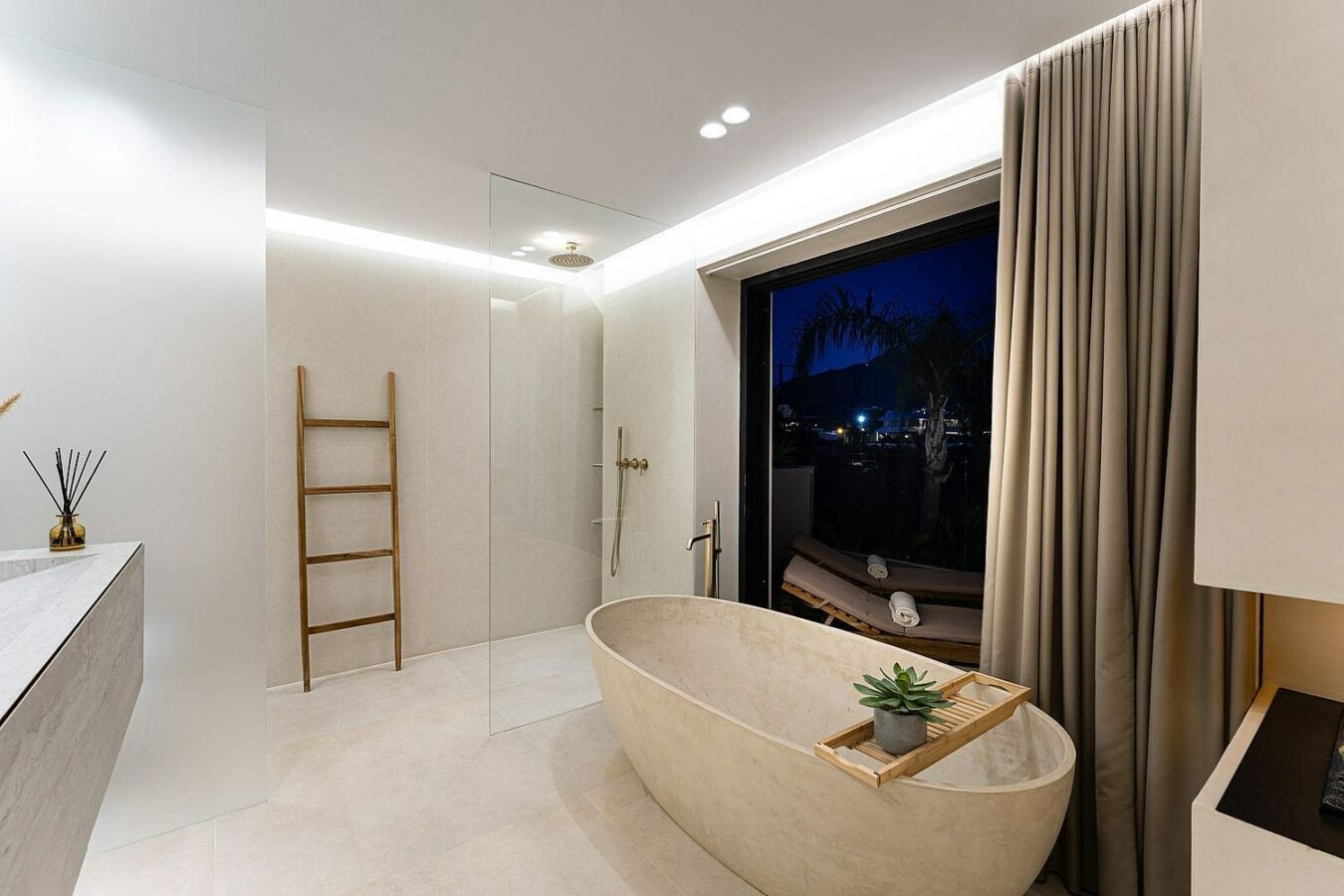 Scandinavian design villa with infinity pool Nueva Andalucia Marbella