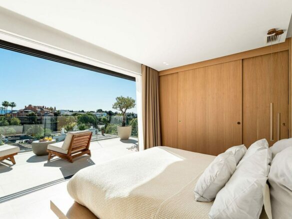 Scandinavian design villa with infinity pool Nueva Andalucia Marbella