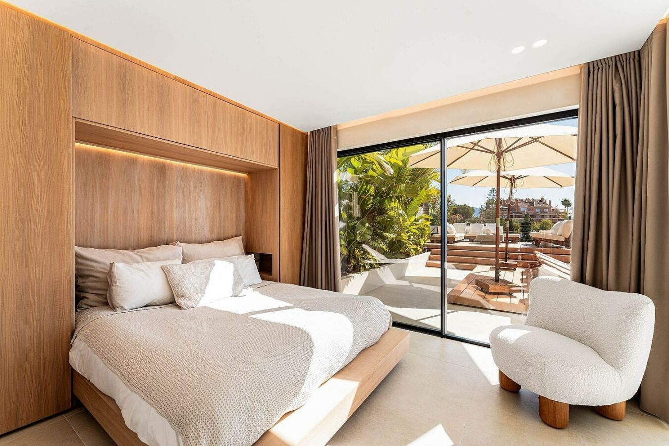 Scandinavian design villa with infinity pool Nueva Andalucia Marbella