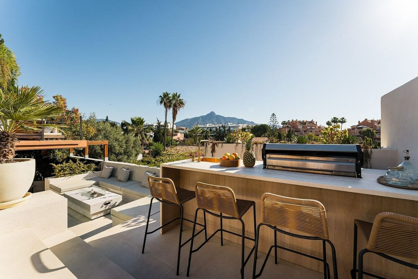 Scandinavian design villa with infinity pool Nueva Andalucia Marbella