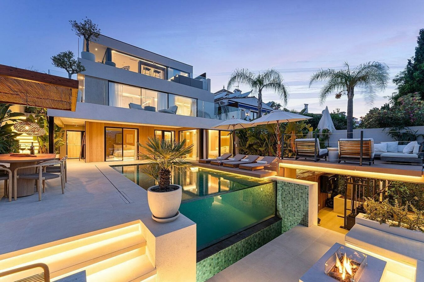 Scandinavian design villa with infinity pool Nueva Andalucia Marbella